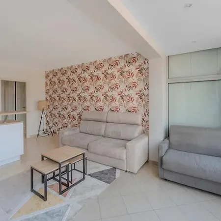 Le Grand -centre Croisette Apartamento *