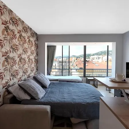 Le Grand -centre Croisette